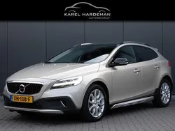 Bruin Gebruikt 2019 Volvo V40 CC Stationwagen | € 21.950 (Eerlijke prijs)