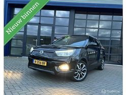 Zwart Gebruikt 2016 Ssangyong (KGM) Tivoli Sapphire SUV | € 8.940