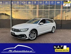 Wit Gebruikt 2020 VW Passat Business Stationwagen | € 18.450 (Eerlijke prijs)