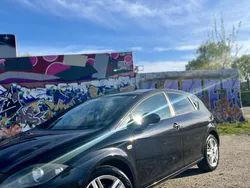 Zwart Gebruikt 2010 Seat Leon Style Hatchback | € 6.295