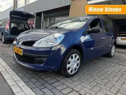 Blauw, metallic lak Gebruikt 2008 Renault Clio R.S. Expression Hatchback | € 2.295 (Eerlijke prijs)