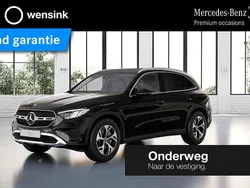Zwart Gebruikt 2024 Mercedes GLC300e Luxury SUV | € 63.850 (Goede deal)