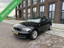Zwart Gebruikt 2009 BMW 116 Executive Hatchback | € 4.450 (Eerlijke prijs)
