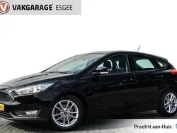 Zwart Gebruikt 2018 Ford Focus Hatchback | € 11.945 (Eerlijke prijs)