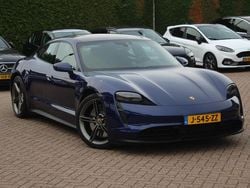 Blauw Gebruikt 2020 Porsche Taycan 4S Performance Package Sedan | € 52.940 (Goede deal)