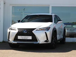 Wit Gebruikt 2020 Lexus UX 250h SUV | € 27.450 (Eerlijke prijs)