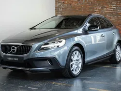 Grijs Gebruikt 2017 Volvo V40 CC Stationwagen | € 20.500 (Duur)