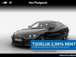 Saphirschwarz metallic (zwart metallic) Nieuw 2025 BMW i4 M Sport Sedan | € 75.099 (Super prijs)