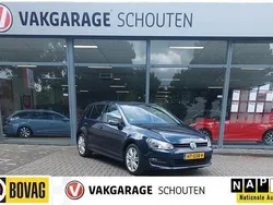 Blauw Gebruikt 2016 VW Golf VII Highline Hatchback | € 12.950 (Iets duurder)