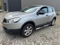 Grijs (metallic) Gebruikt 2010 Nissan Qashqai Acenta SUV | € 6.400 (Eerlijke prijs)