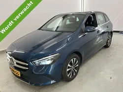 Blauw Gebruikt 2020 Mercedes B200 Business MPV | € 25.990 (Eerlijke prijs)
