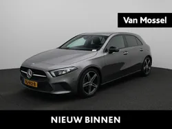Grijs Gebruikt 2018 Mercedes A200 Premium Hatchback | € 22.900 (Goede deal)