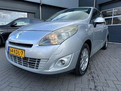 Grijs Gebruikt 2009 Renault Scénic III Privilege MPV | € 2.950 (Goede deal)
