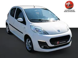Wit Gebruikt 2012 Peugeot 107 Active Hatchback | € 4.650 (Eerlijke prijs)