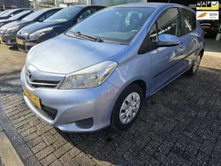 Blauw Gebruikt 2013 Toyota Yaris Hatchback | € 5.450 (Goede deal)