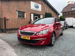 Rood Gebruikt 2014 Peugeot 308 Allure Hatchback | € 3.950 (Goede deal)