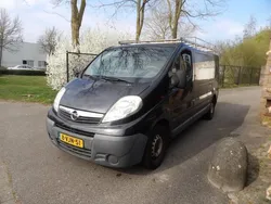 Zwart Gebruikt 2010 Opel Vivaro Van | € 2.990 (Eerlijke prijs)
