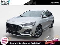 Moondust silver (licht grijs) Gebruikt 2023 Ford Focus ST-Line Stationwagen | € 20.240 (Goede deal)