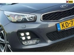 Grijs Gebruikt 2016 Kia Ceed GT-Line Hatchback | € 10.425 (Eerlijke prijs)