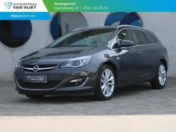 Grijs Gebruikt 2015 Opel Astra Sport Stationwagen | € 9.900 (Eerlijke prijs)