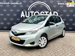 Grijs Gebruikt 2011 Toyota Yaris Comfort Hatchback | € 6.949 (Iets duurder)