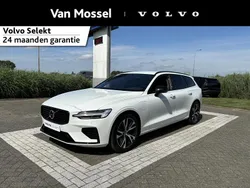 Wit Gebruikt 2021 Volvo V60 R-Design Stationwagen | € 34.940 (Eerlijke prijs)
