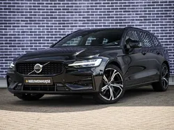 Zwart Gebruikt 2023 Volvo V60 Plus Stationwagen | € 38.899 (Iets duurder)