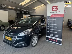 Zwart Gebruikt 2016 Peugeot 208 Hatchback | € 8.250 (Eerlijke prijs)
