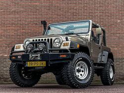 Bruin (metallic) Gebruikt 2004 Jeep Wrangler Sahara SUV | € 29.950 (Eerlijke prijs)