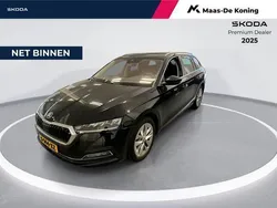 Zwart Gebruikt 2023 Skoda Octavia Business Line Stationwagen | € 26.880 (Eerlijke prijs)