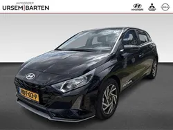 Zwart, metallic lak Gebruikt 2025 Hyundai i20 Comfort Hatchback | € 27.930 (Duur)