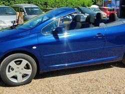Blauw Gebruikt 2005 Peugeot 307 CC Cabriolet | € 2.450 (Eerlijke prijs)