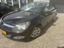 Zwart Gebruikt 2009 Opel Astra GTC Edition Hatchback | € 2.990 (Super prijs)