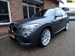 Grijs, metallic lak Gebruikt 2014 BMW X1 Executive SUV | € 14.950 (Duur)