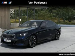 Blauw Nieuw 2024 BMW i5 M Sport Sedan | € 100.767 (Duur)