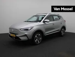 Grijs Gebruikt 2023 MG ZS Luxury Sedan | € 21.444 (Eerlijke prijs)