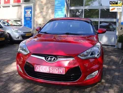 Rood Gebruikt 2013 Hyundai Veloster Hatchback | € 8.450 (Eerlijke prijs)