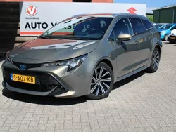 Groen Gebruikt 2023 Toyota Corolla Stationwagen | € 26.400 (Eerlijke prijs)
