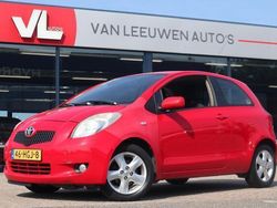 Rood Gebruikt 2008 Toyota Yaris Luna Hatchback | € 2.248 (Super prijs)