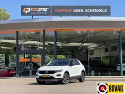 Wit Gebruikt 2021 VW T-Roc United SUV | € 22.845 (Eerlijke prijs)