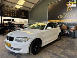 Wit Gebruikt 2008 BMW 116 M Sport Hatchback | € 2.750 (Eerlijke prijs)