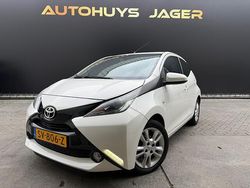 Wit Gebruikt 2017 Toyota Aygo X-wave Hatchback | € 6.950 (Goede deal)