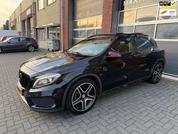 Zwart Gebruikt 2015 Mercedes GLA200 AMG SUV | € 18.950 (Eerlijke prijs)