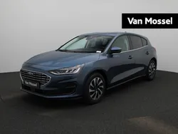 Blauw Gebruikt 2022 Ford Focus Titanium Hatchback | € 21.900 (Eerlijke prijs)