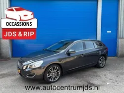 Grijs Gebruikt 2011 Volvo V60 Summum Stationwagen | € 8.950 (Eerlijke prijs)