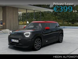 Zwart Nieuw 2025 Mini Cooper Hatchback | € 43.290 (Goede deal)