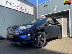 Blauw, metallic lak Gebruikt 2019 Toyota RAV4 Hybrid SUV | € 32.900 (Eerlijke prijs)