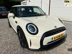 Wit Gebruikt 2022 Mini ONE Business Hatchback | € 19.998 (Goede deal)