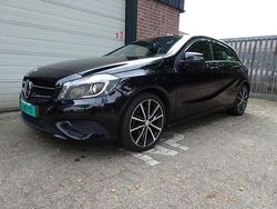 Zwart Gebruikt 2015 Mercedes A180 Ambition | € 15.950 (Iets duurder)