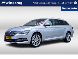Zilver Gebruikt 2023 Skoda Superb Business Line Stationwagen | € 37.950 (Duur)